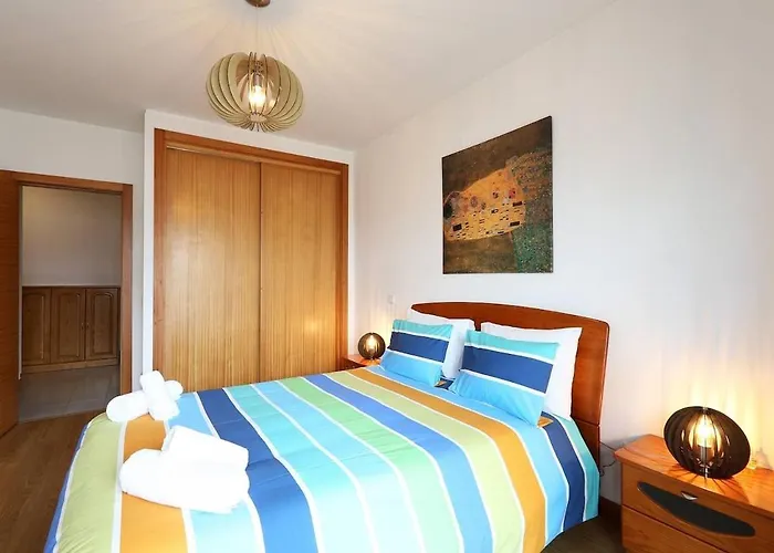 Hills And Waves Apartman